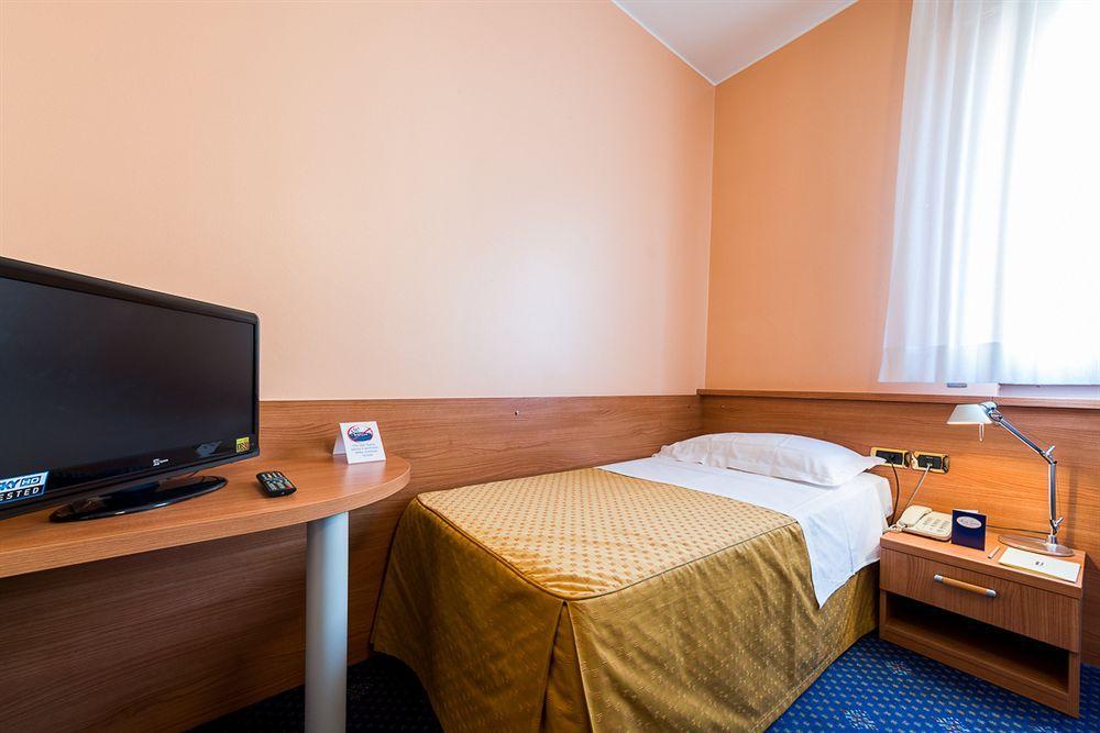 Hotel Terme Vittorio Veneto Ngoại thất bức ảnh