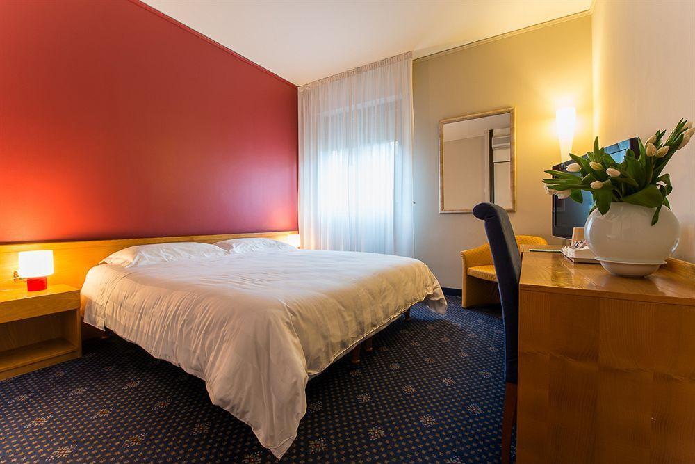 Hotel Terme Vittorio Veneto Ngoại thất bức ảnh