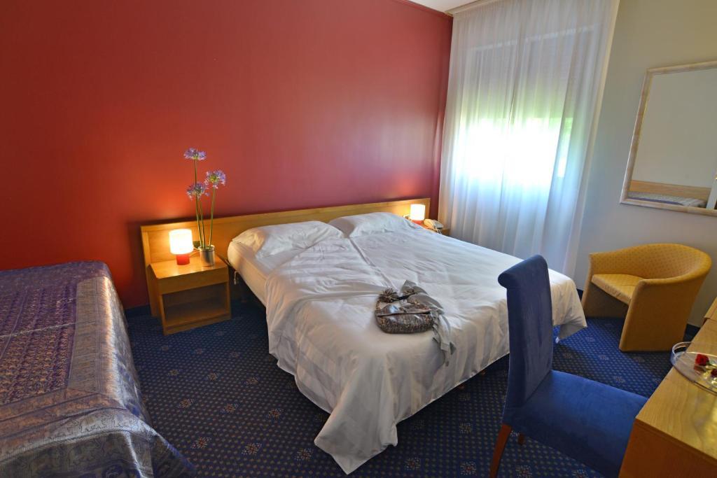 Hotel Terme Vittorio Veneto Phòng bức ảnh